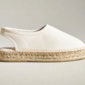 Pilcro Anthropologie and White Leather Espadrille Flats Size 37 Like New